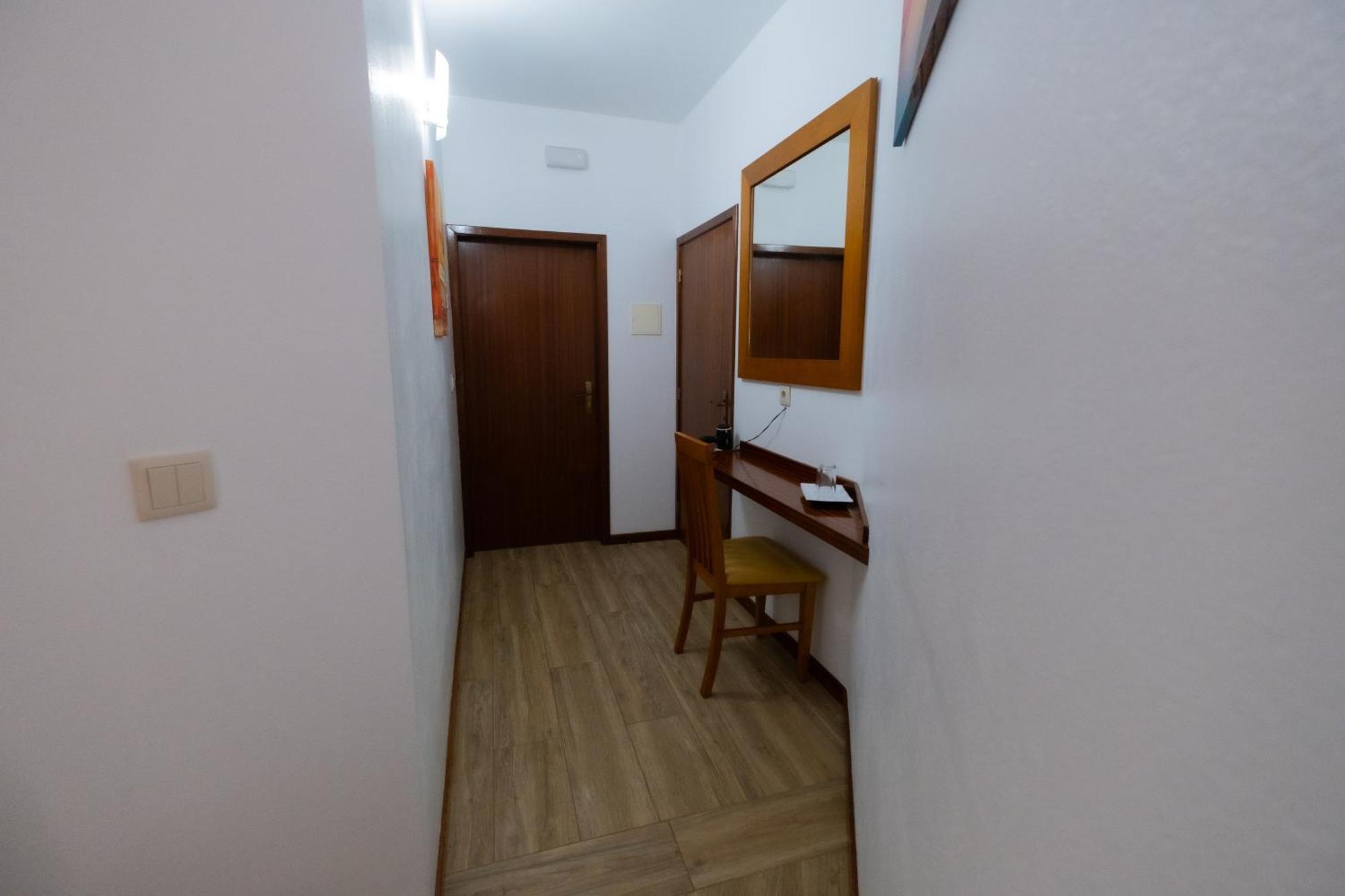 Residencial Familia Hotel Machico  Exterior photo