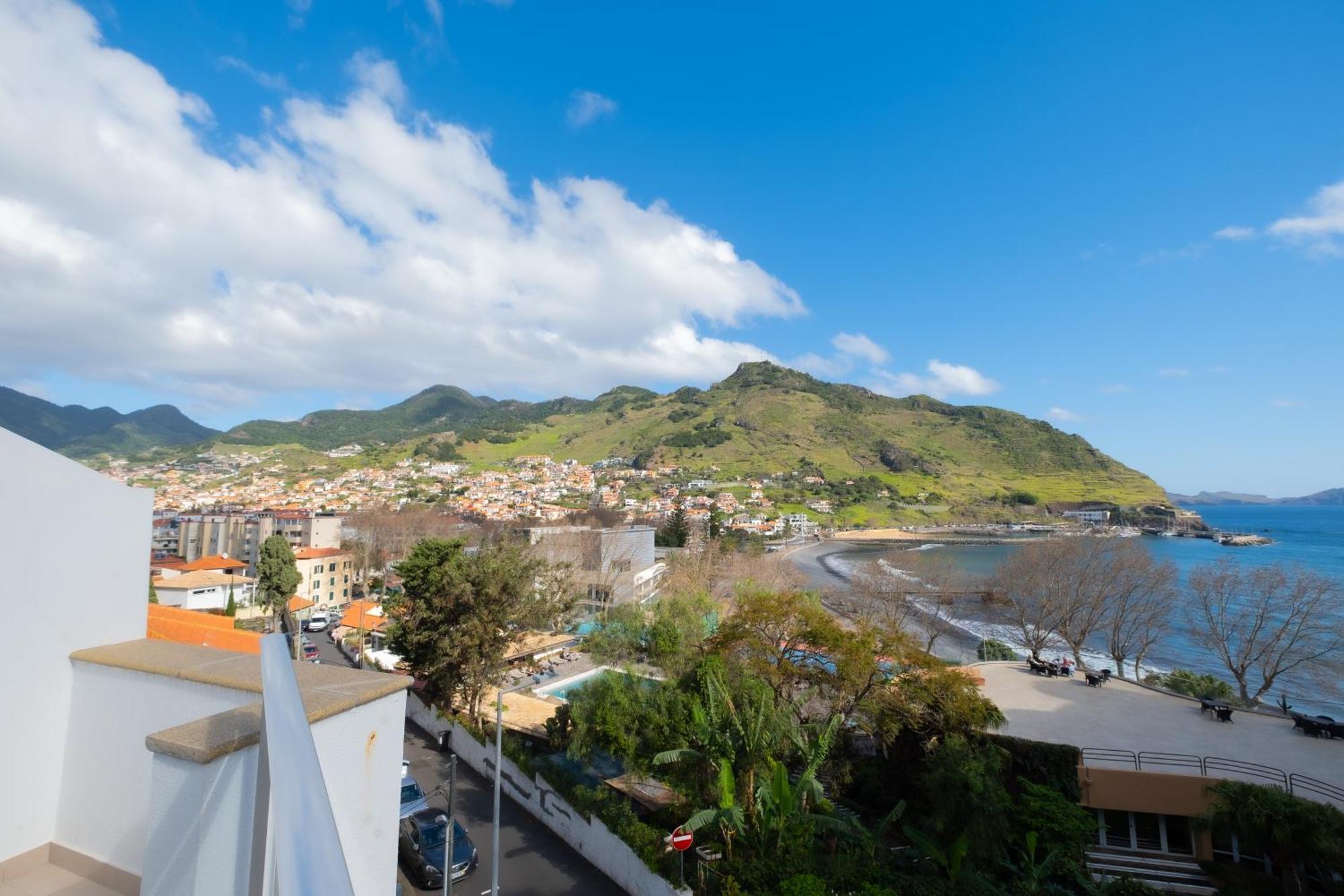 Residencial Familia Hotel Machico  Exterior photo