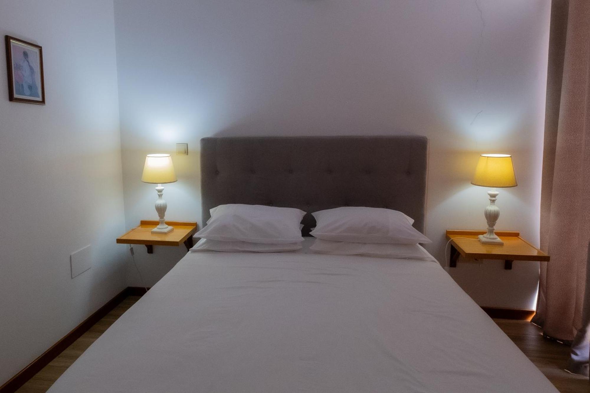 Residencial Familia Hotel Machico  Exterior photo