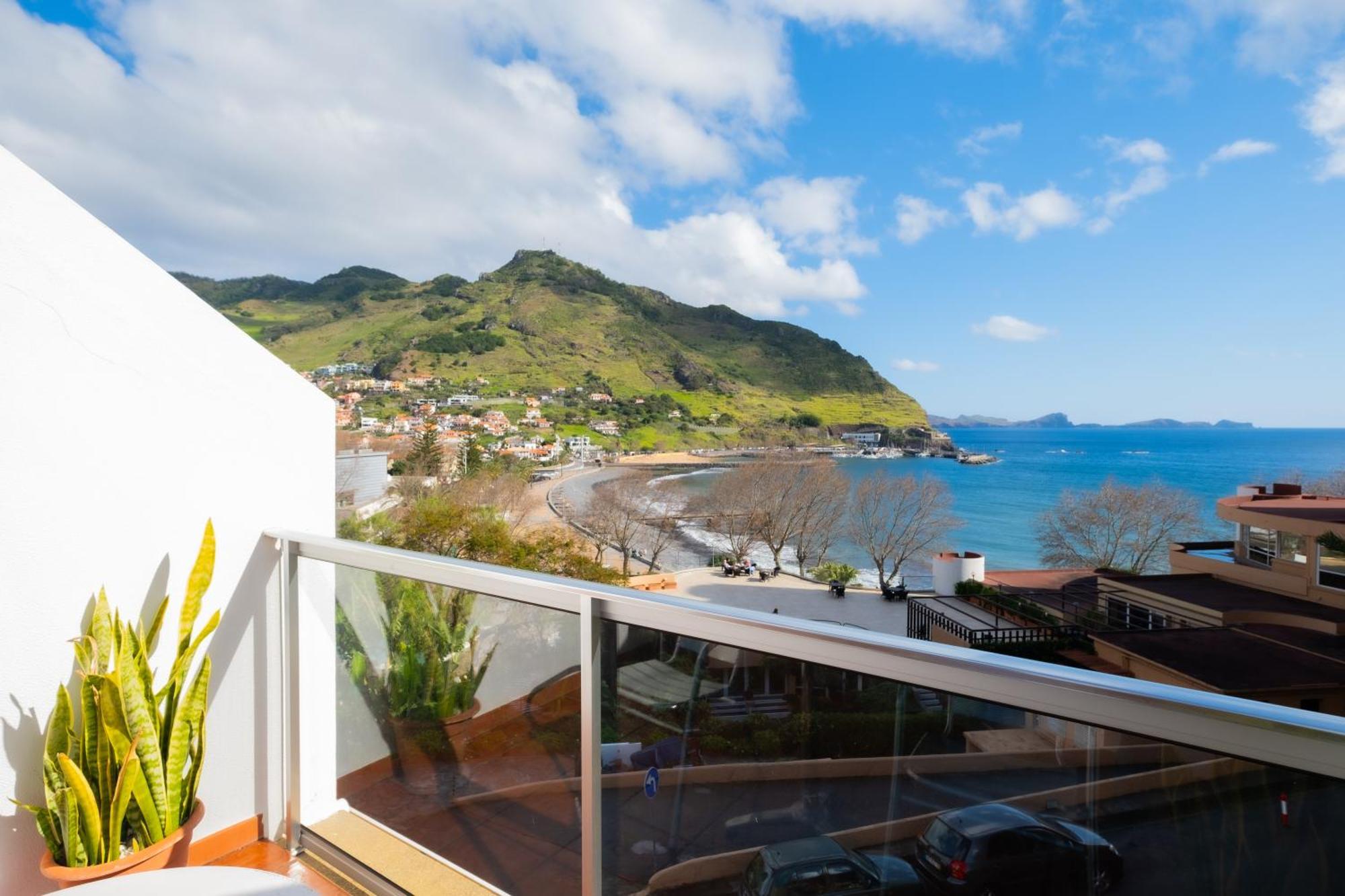Residencial Familia Hotel Machico  Exterior photo